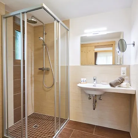 瓦尔德霍夫酒店