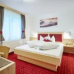 Ξενοδοχείο Walderhof 2*